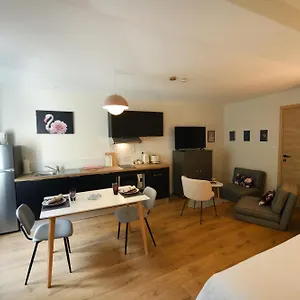 Albarine-2 Pers-wifi-cosy-confort-bien-etre Appartement Oyonnax