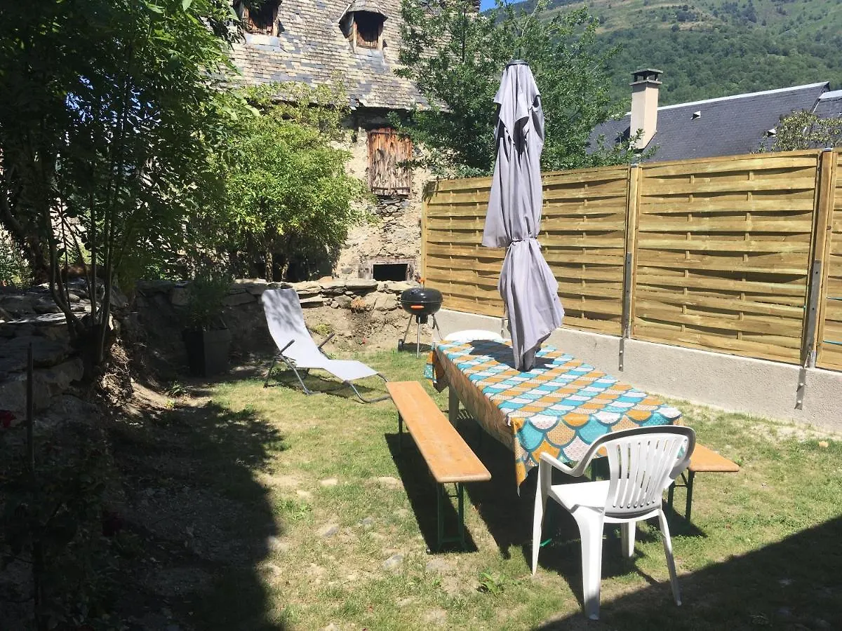 Chalet Gite De Montagne Le Lustou Sailhan
